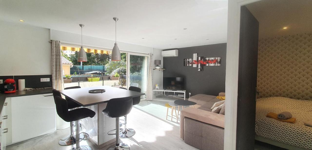 Le Silene Apartment Sainte-Maxime Bagian luar foto