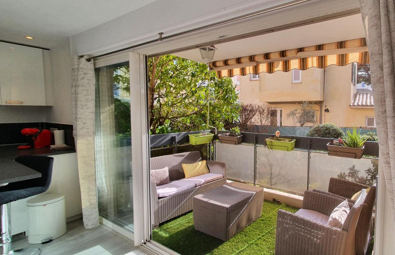 Le Silene Apartment Sainte-Maxime Bagian luar foto