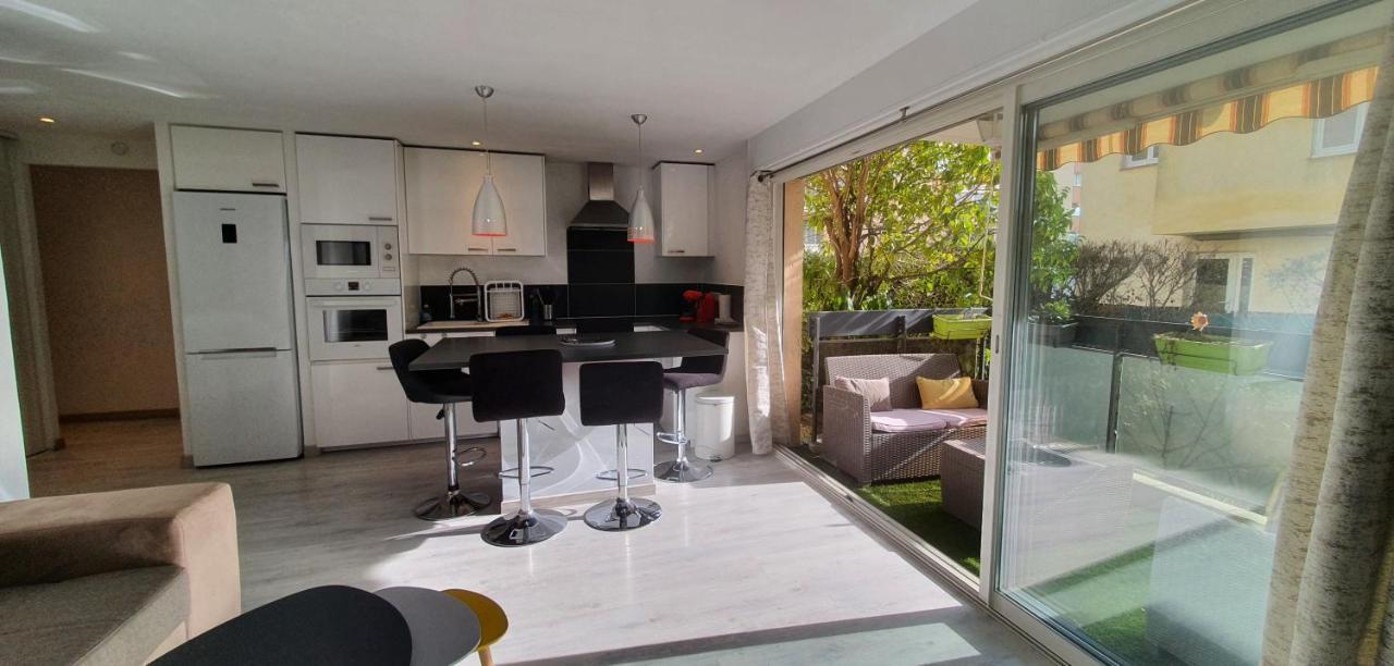 Le Silene Apartment Sainte-Maxime Bagian luar foto